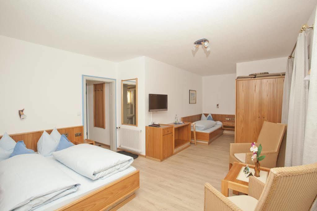 Hotel Antonia Oberammergau Bagian luar foto